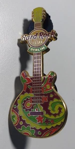 HARD ROCK CAFE BERLIN - PIN Button - top Zustand  , 061125-21 - Bild 1 von 2