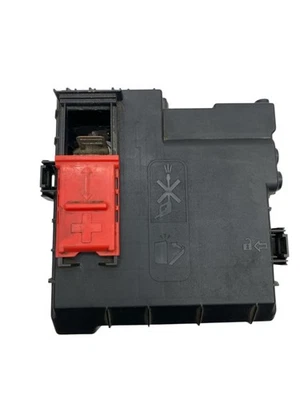 2020-2023 Gmc Sierra 2500HD 6.6L Diesel Engine Bay Battery Distribution Fuse Box — 第 1/4 张图片
