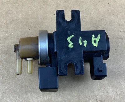 Electroválvula de refuerzo de presión turbo BMW 740i F01 2010-2015 7595375 OEM Foto 1 de 4