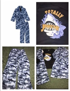 Nwt sharks 4 5 robe pajamas 3 pc set boys camouflage blue christmas hanukkah BTS - Picture 1 of 8