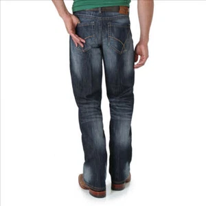 42MWXRD Wrangler Men's 20X No. 42 Vintage Boot Cut Jean - River Denim NEW - Picture 1 of 3