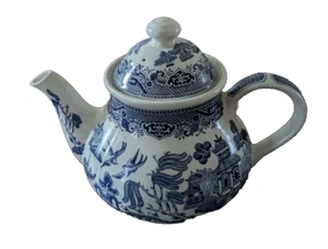 Churchill Blue Willow Made in Staffordshire England Tea Pot - Bild 1 von 10