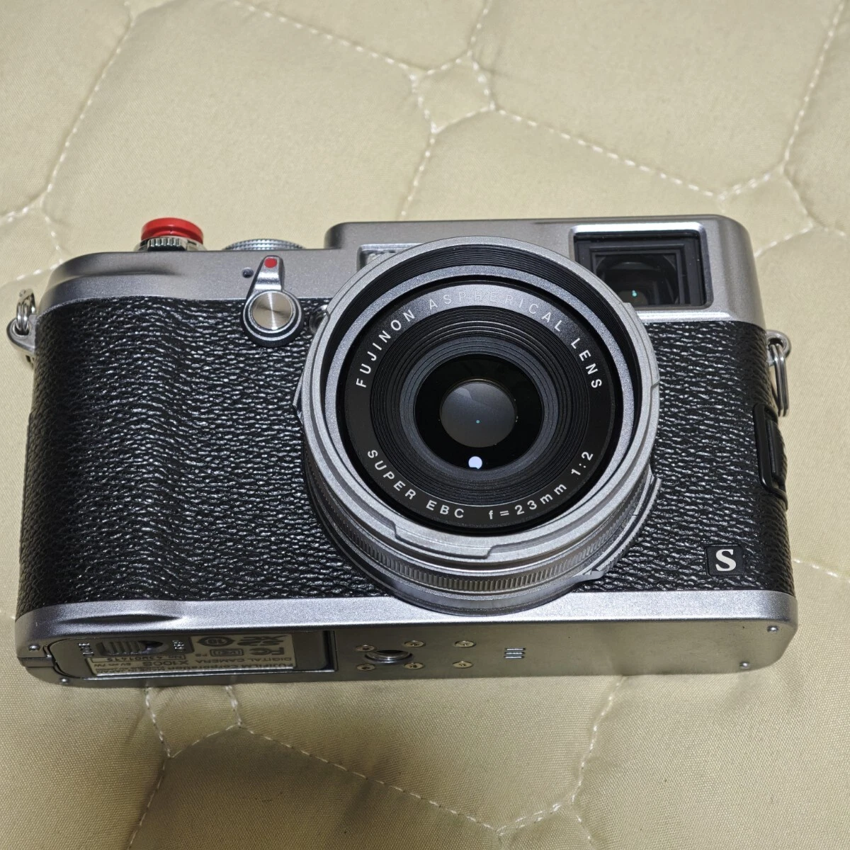 富士フイルム X100S【最終値下げ】 富士フイルム FUJIFILM X100S ブラック リミテッドエディション 価格