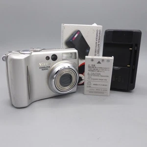 Nikon Digital Camera Coolpix 5200 5.1MP Silver Tested - Picture 1 of 7