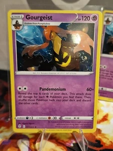 Pokemon Card 077/203 Gourgeist Rare Evolving Skies Pack Fresh - Foto 1 di 2
