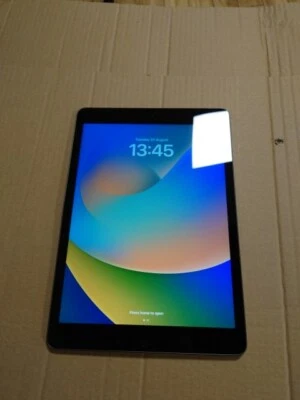 Apple iPad 9.ª generación 64 GB (Desbloqueado) - Gris espacial (MARCO DOBLADO) (4Z) - Imagen 1 de 4