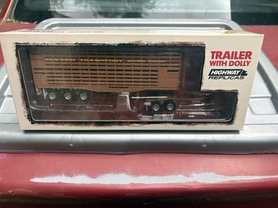 HIGHWAY REPLICAS 1:64 LIVESTOCK TRAILER WITH DOLLY, 12990, TANAMI - Image 1 of 4