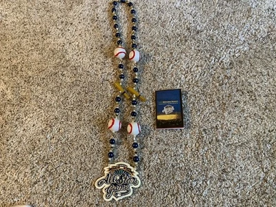 2002 ALL STAR GAME NECKLACE W/MEDALLION AND TEAM SCHEDULE MILWAUKEE - Image 1 of 4