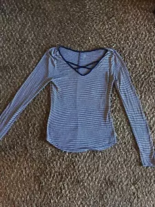 Camicia donna SO a righe manica lunga taglia M scollatura incrociata top - Foto 1 di 6