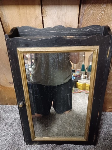 Antique Solid Wood Medicine Cabinet Vanity (32” x 22” x6)  w/ Mirror Cover
