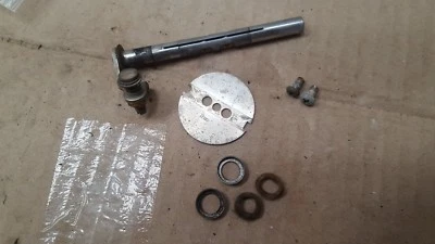 1973 1974 1975 Yamaha TX500 XS500 carb throttle valve shaft flap LEFT SIDE  - Image 1 of 4