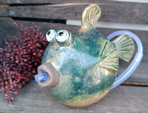 🐟 Süßer dicker Kugelfisch Wasserspeier mit Pumpe Teichfigur Garten + NEU +🐟 - Bild 1 von 4