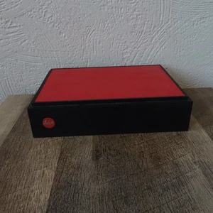 Leica display box stand - Picture 1 of 4