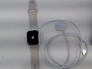 Apple Series 9 - Picture 1 of 3