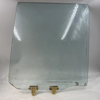 1993 Nissan Pathfinder RH Rear Door Window Glass OEM 1987–1995 WD21 - Image 1 of 2