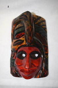 Kleine handgeschnitzte handbemalte Maya Maske aus Guatemala #2 - Bild 1 von 4