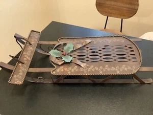 Christmas Sleigh Metal Tabletop Decor - Picture 1 of 4
