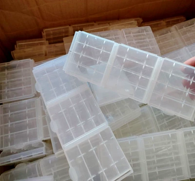 6 x Hard Plastic battery Case Holder Storage Box Cover for AA AAA Batteries - Image 1 of 4