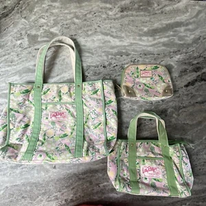 Borsa originale Lilly Pulitzer Queen of Green Riciclo Giornata della Terra set di 3 borse - Foto 1 di 13