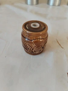 Vintage Old Beneagles Scotch Whisky Peter Thomson Perth Scotland Ceramic Barrel - Picture 1 of 5