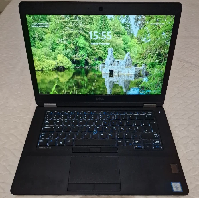 Dell Latitude E5470 i5-6440HQ 2.60GHz 8GB Ram 256GB SSD Windows 10 Pro - Image 1 of 4