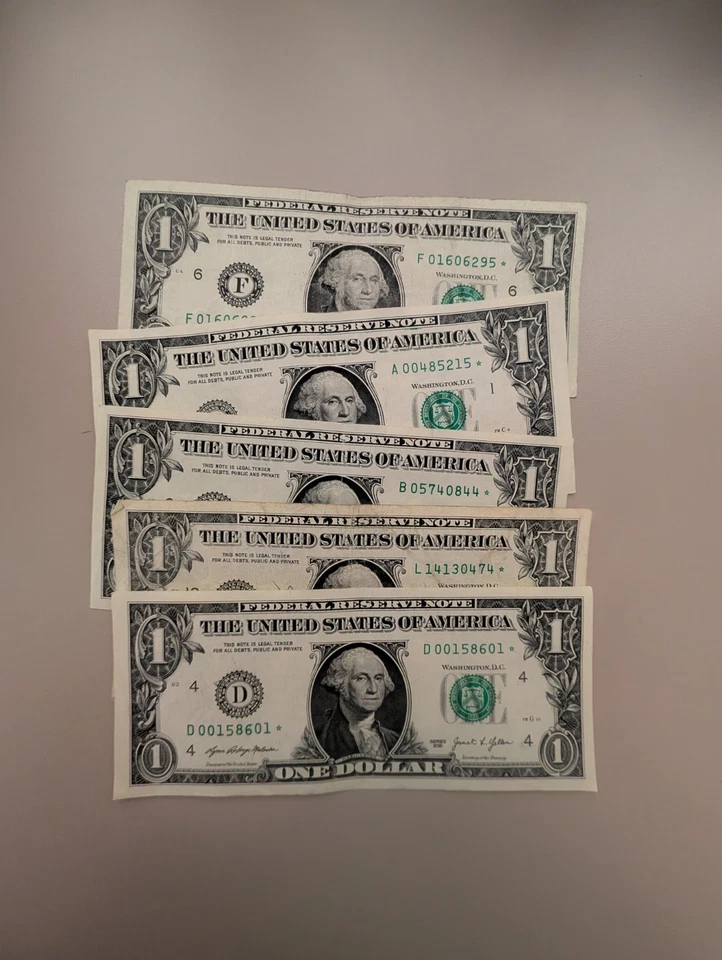 5  $1 One Dollar Bill Star Notes Circulated - Image 1 of 1