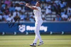 Cricket - Brydon Carse - Hand Signed 12x8 Inch Photograph - England - COA - Picture 1 of 1
