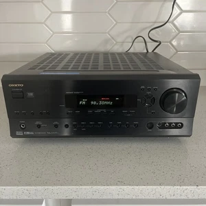 Onkyo TX-SR701 6.1 Channel 600 Watt Home Theater AV Receiver Amplifier TESTED - Picture 1 of 12