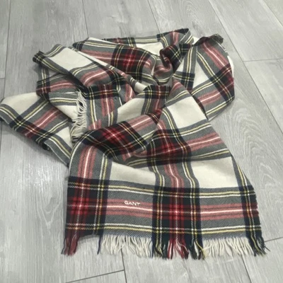 GANT Scarf Classic 100% Lambswool Check Plaid Embroidery Made In Italy - Image 1 of 4