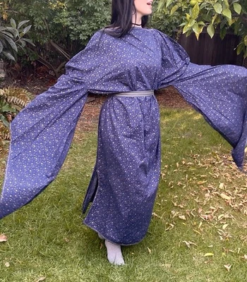 De Colección XL Disfraz de Mago Místico Hecho a Mano Caftán Ceremonial Vestido Hechicero Bruja Foto 1 de 4