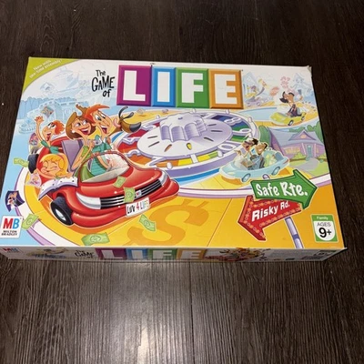 Hasbro Milton Bradley 2007 The Game of Life Board Game - 100% Fully Complete - Image 1 of 4