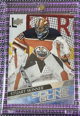 Stuart Skinner YOUNG GUNS RC 2020-21 Upper Deck #496 Rookie Edmonton Oilers - Image 1 of 4