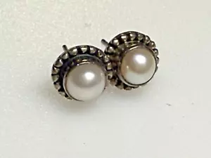 Vintage Sterling Silver 925 Earrings Jewellery Pearls Studs 2.05g - Picture 1 of 5