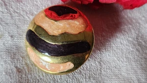 Haute couture bouton vintage collection métal emaillé rose viole 2,7 cm ref 0062 - Picture 1 of 4