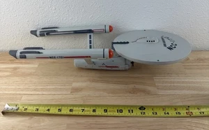 Star Trek U.S.S. Enterprise NCC-1701 Modell Spielzeugfahrzeug Playmates 1995 Vintage - Bild 1 von 10
