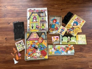 Raggedy Ann Doll House Colorforms Activity Toy 1974 Sesame Street Holly Hobbie - Picture 1 of 9