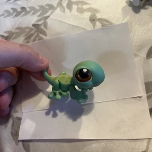 GECKO #111 - Auténtico Littlest Pet Shop - Hasbro LPS - Imagen 1 de 2