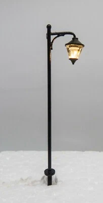 5 LED Lampen Laternen Metall H0 für Modellbau mit Widerständen für 12 Volt - Bild 1 von 4