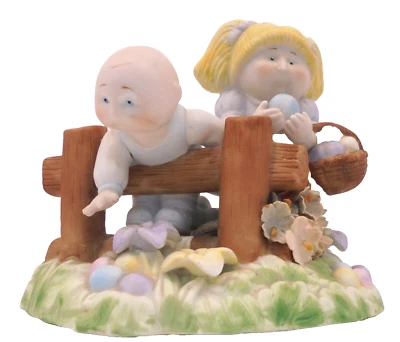 Estatuilla de porcelana firmada vintage 1985 Cabbage Patch Kids Findin' Easter Treats Foto 1 de 4