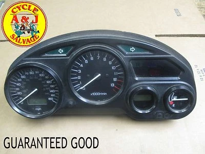 Suzuki Katana 750 GSX750 1998-2006 medidores, velocímetro, 4.217 millas, Foto 1 de 2