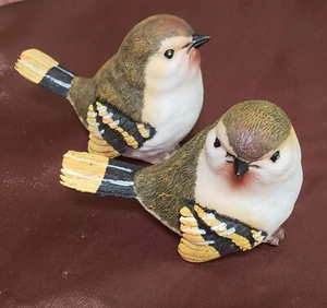 FINCHES, BIRD, (Set/2) Figurines, (Large) Resin, 3"H x 4" L - Picture 1 of 3