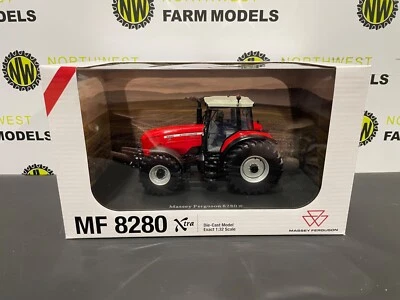 UNIVERSAL HOBBIES 5352 1:32 SCALE MASSEY FERGUSON 8280 X-TRA - Image 1 of 2
