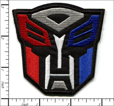 18 Pcs Embroidered Iron on patches Transformers Autobots 7.5x7.5cm AP057aB - Image 1 of 2