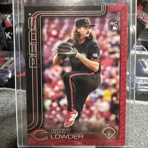 2025 Topps Series 1 Rhett Lowder RC Team Color Border Reds #205 - Picture 1 of 2