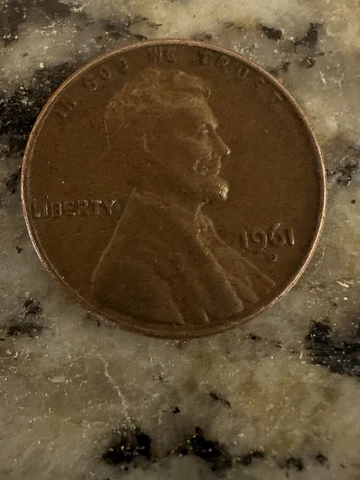 1961 Rare Coin D Lincoln Penny L edge error, doubling of letter on curve, copper Cover