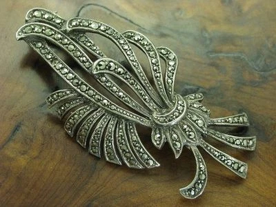 935 Argento Spilla Con Marcasite Ricoperto / Vero Argento / 10,3g - Immagine 1 di 3