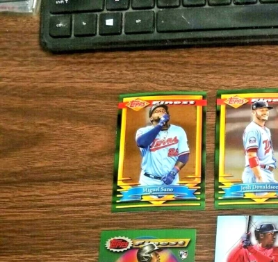 MIGUEL SANO 2021 TOPPS FINEST CHROME CARD #151 MINNESOTA TWINS - Image 1 of 2