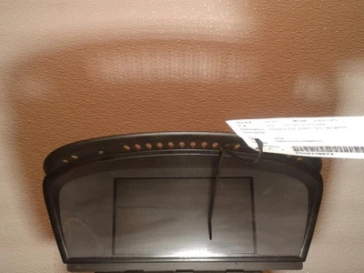 Pantalla de infoentretenimiento usada se adapta a: 2004 Bmw 525I pantalla tablero 6,5`` pantalla G Foto 1 de 4