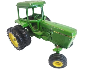 ERTL John Deere 4440 Tractor Duals 1/16 farm toy - Picture 1 of 3