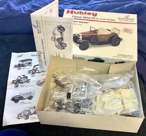 Hubley Classic Metallbausatz Scale Models Ford Model A "Roadster" unpunched open box - Bild 1 von 16